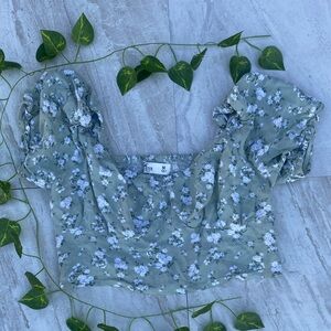 Hollister Sheer Flowy Bell sleeve Top Sage Bustier Floral Button Crop Shirt
